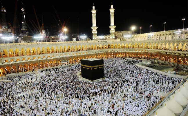 Umrah Group Package At Affordable Prices LKO